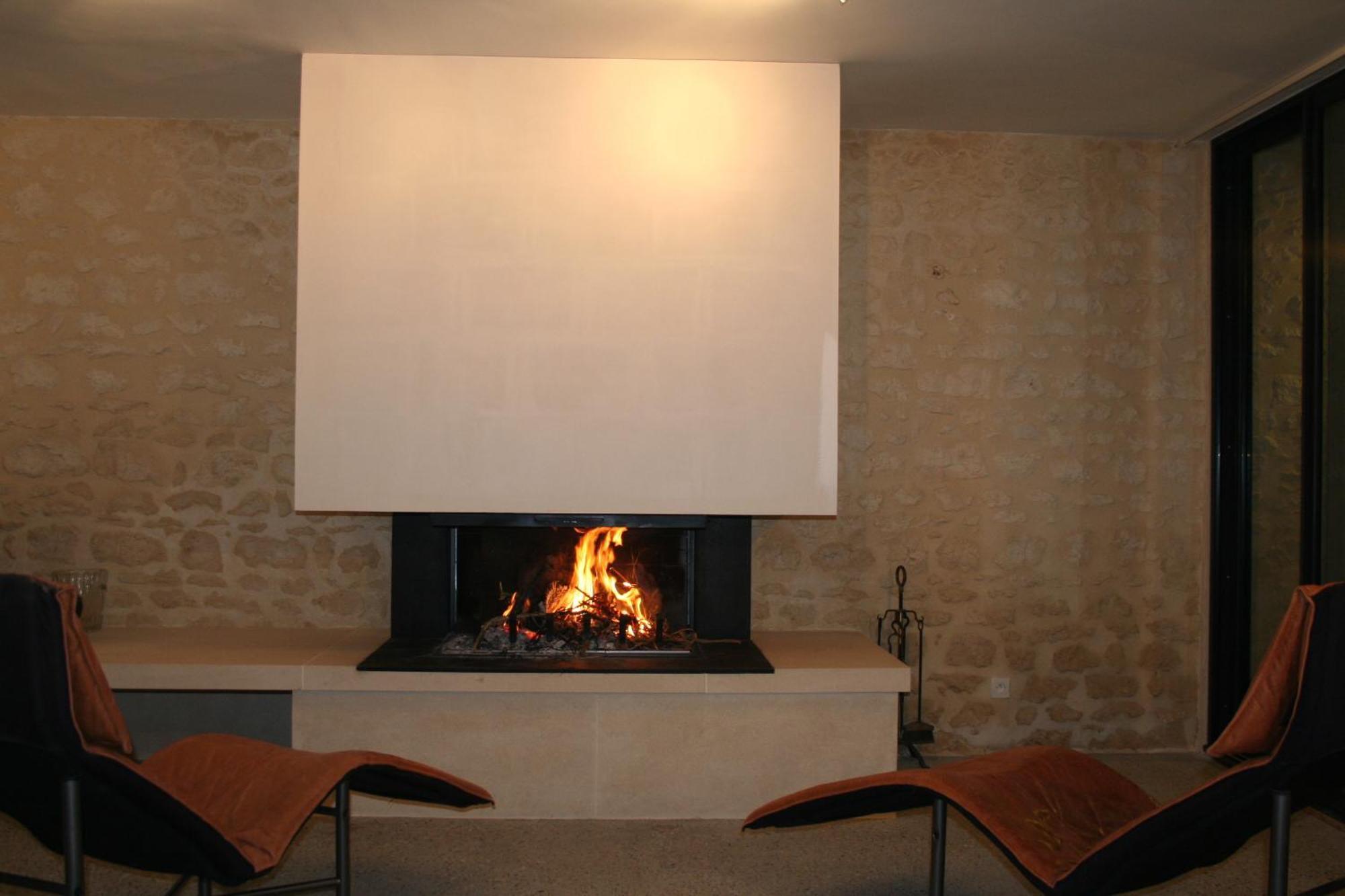 Le Domaine Des Aguins Landhaus
